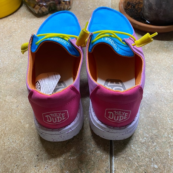 Hey Dudes - Picture 3 of 6